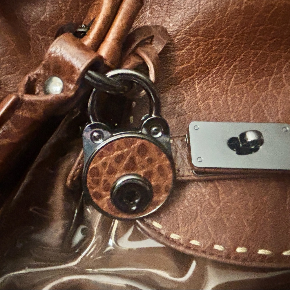 Vintage Moschino Brown Leather Women’s Clear Accent Satchel Shoulder Bag - Picture 5 of 9